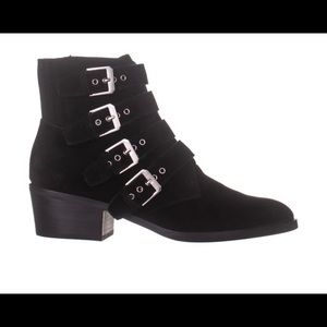 Dolce Vita Tallon black ankle boots